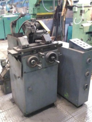 Круглошлифовальный станок 3А10П