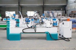 Токарно-фрезерный станок с ЧПУ 1530-4S