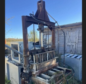 Гидравлический станок по производству блоков