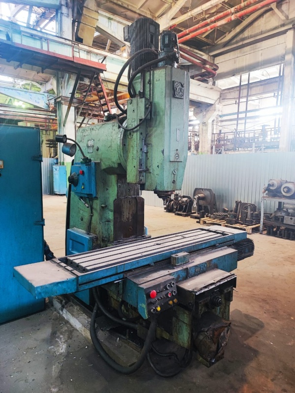 Вертикально-фрезерный станок 6Р13Ф3-37 (1829)