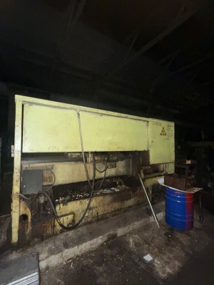 Токарно-винторезный станок 16К20М (1906)