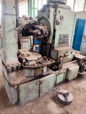 Зубофрезерный станок 5Е32