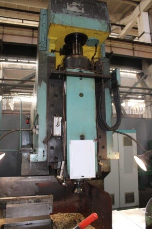 Вертикально-фрезерный станок УВФ-1 с ЧПУ