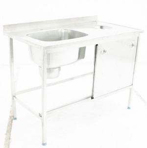 Ванна моечная односекционная с отверстием для отходов 1200х650х885 ц/т, борт, купе