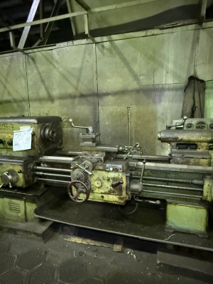 Токарно-винторезный станок 1К62 (839)