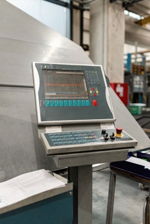 Гибочный станок LISEC BSV-30/K