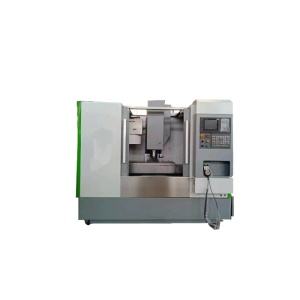 Вертикальный фрезерный обрабатывающий центр VMC500 (XH7126)