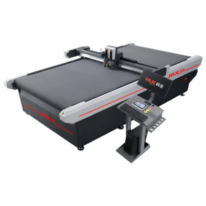 Профессиональный планшетный режущий плоттер с конвейерной подачей RUK MTC06-3020