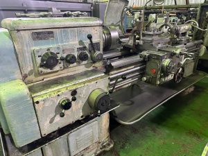 Токарный Винторезный станок, 1к62 РМЦ 1500 мм