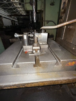 Вертикально-сверлильный станок 2Н135 (1634)