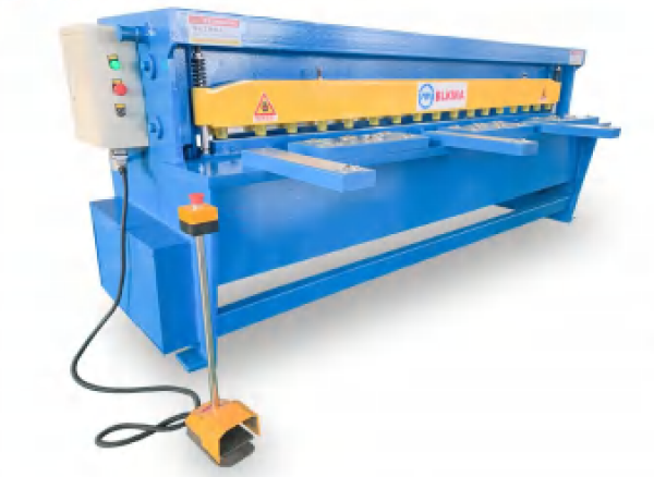 ELECTRIC SHEARING MACHINE (Электрическая гильотинная ножница / машина для резки листового металла) серия Q11