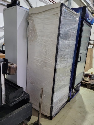 Холодильный шкаф для напитков бу