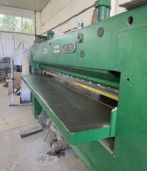 Гильотинные ножницы для шпона josting