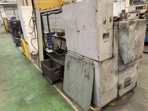 Токарно-винторезный станок Б16Д25