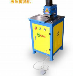 HYDRAULIC NOTCHING MACHINE (Гидравлическая машина для вырубки углов) модель YJ-3*120