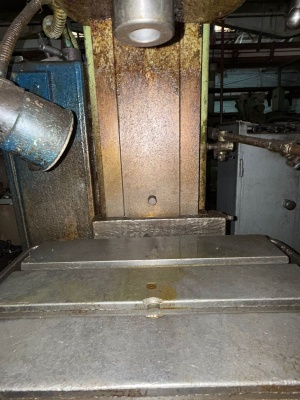 Вертикально-сверлильный станок 2Н135 (1290)