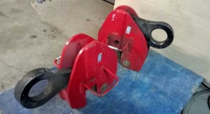 Захват вертикальный Terrier 9 STS г/п 9,0 т, лист