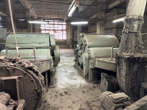 Щипально-замасливающая машина