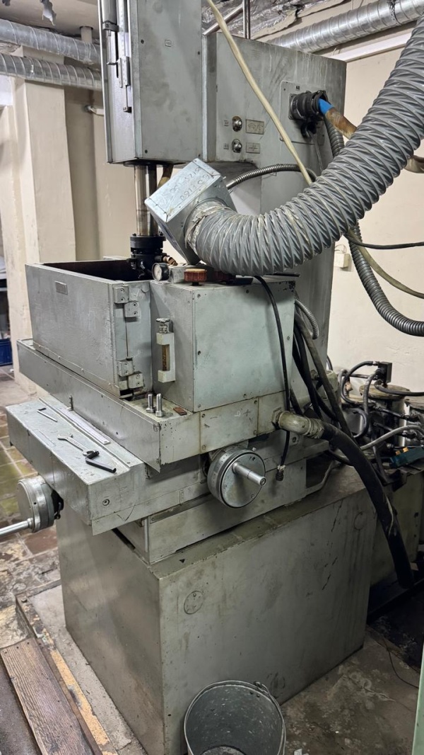 электроэрозионный станок 4Л721Ф1