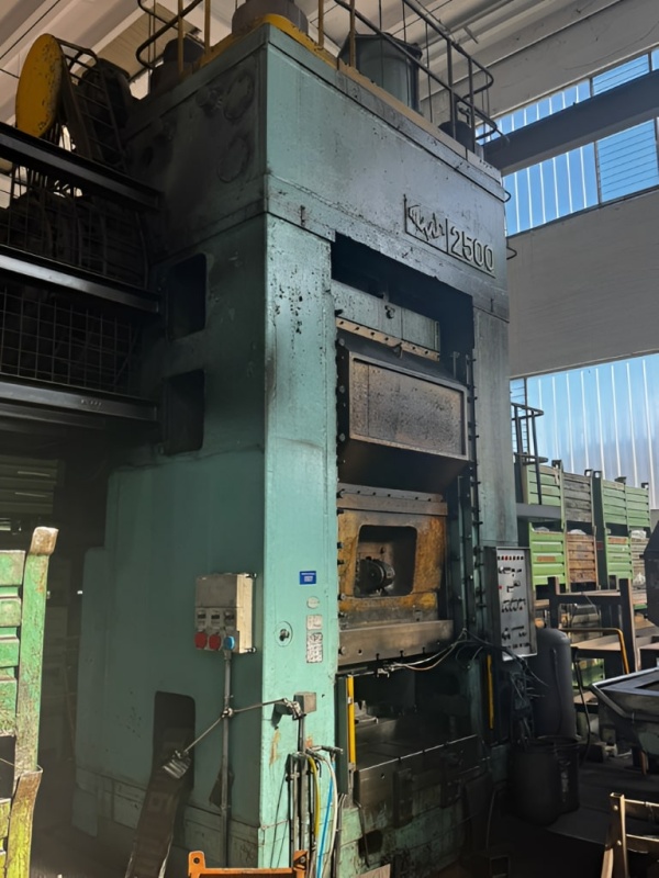 Пресс КБ8044 аналог пресс К 504.003.844 пресс 2500 тонн