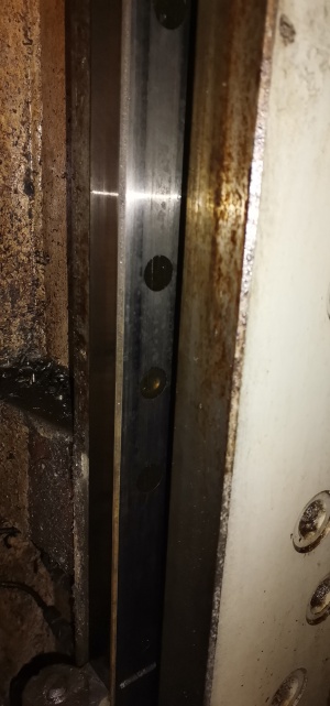 Вертикальный протяжной п/а 7623