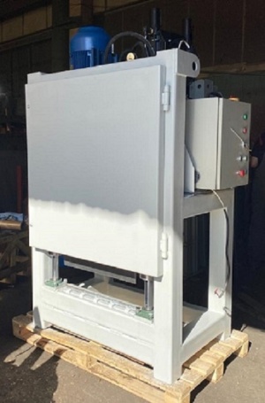 Гильотина для предварительного измельчения отходов производства