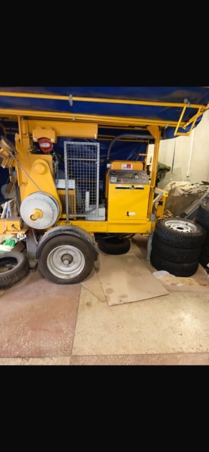 Лебедка кабельная KZM6 JOSTAG и комплект для монтажа пилотного шнура EZ-100 Bagela так же двухосный прицеп Bagela