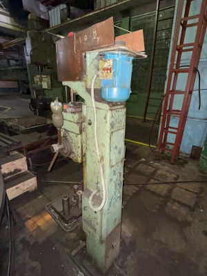 Вертикально-сверлильный станок 2Н118 (420)