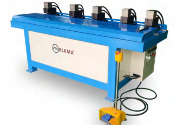 HYDRAULIC DUCT NOTCHING MACHINE (Гидравлический станок для вырубки углов воздуховодов) модель BANT-2000