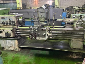 Токарный Винторезный станок, 1к62 РМЦ 1500 мм