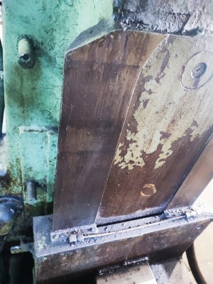 Вертикально-фрезерный станок 6Р13Ф3-37 (1829)