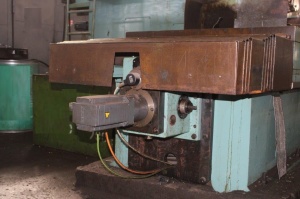 Вертикально-фрезерный станок УВФ-1 с ЧПУ