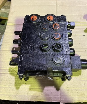 Гидрораспределитель рх-346 4х-секционный для погрузчиков BALKANCAR (Балканкар) ЕВ735 и другой техники