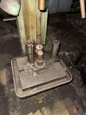 Вертикально-сверлильный станок 2Н118 (420)