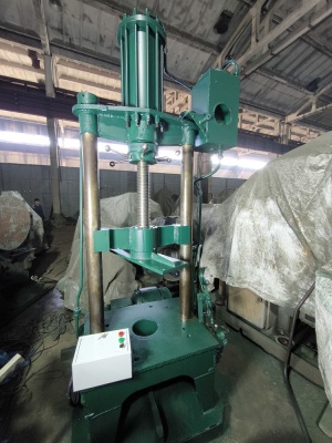 Пресс гидравлический двухстоечный