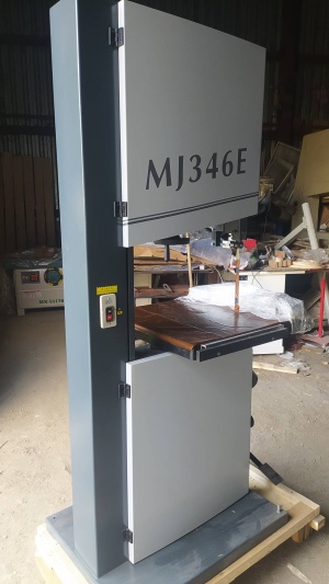 Ленточнопильный станок MJ346E (шкив 600 мм)