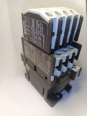 Контактор DIL00M-10 + 04DILM 20A катушка 230VAC Moeller