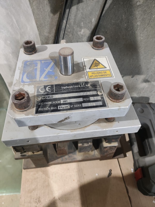 Пневматическая пресс-матрица для алюминия Provedal производства INDUSTRIAS AZ, S.L