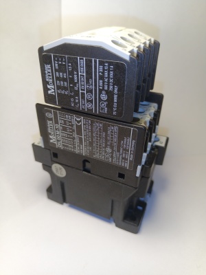 Контактор DIL00M-10 + 04DILM 20A катушка 230VAC Moeller