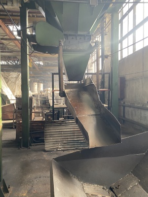 Линия по передаче и хранению стружки (сыпучих материалов): транспортеры, конвейеры, бункеры, дозаторы