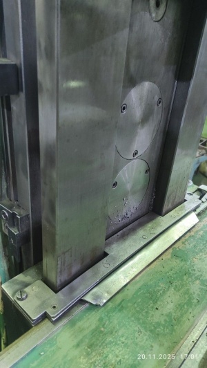 Широкоуниверсальный фрезерный станок ALG-200