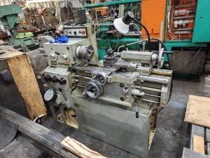 Токарный станок