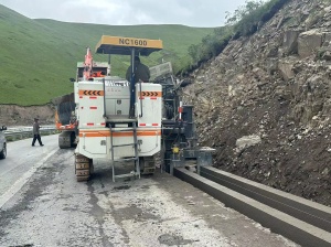 Бетоноукладчик / бордюроукладчик NC-1600