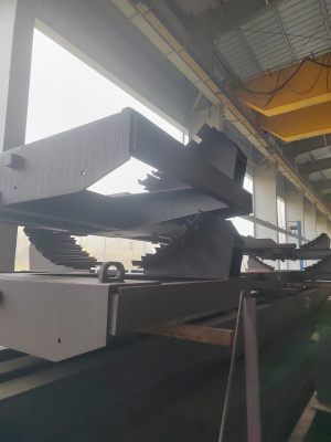 Балка хребтовая, рама вагона цистерны