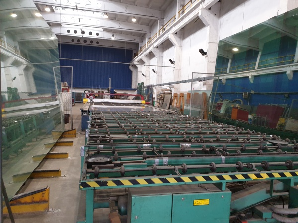 Продаётся полная линия для раскроя стекла формата JUMBO (6000x3210), в отличном рабочем состоянии. Оборудование находится в Польше