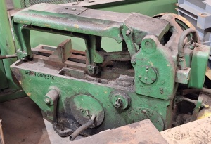 Станки ножовочный 8Б72, 1979 г.фрезерн. вертикальный мод.654КС4;Автомат трубоотрезной мод.9Д151,1968 г художественной ковки 