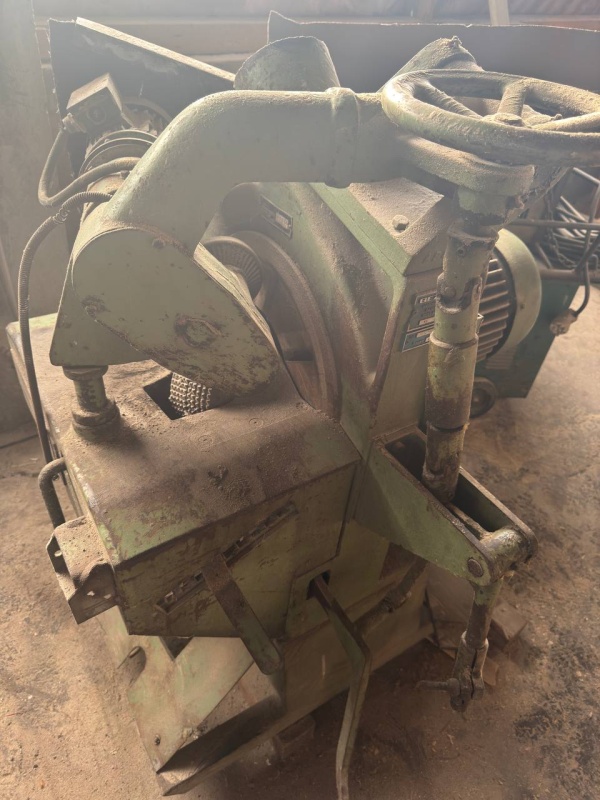 Станок для производства окоренных кольев