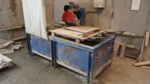 Cтанок для резки камня