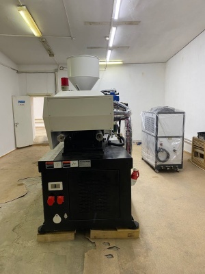 или меняю Термопластавтомат Plastron UJ250