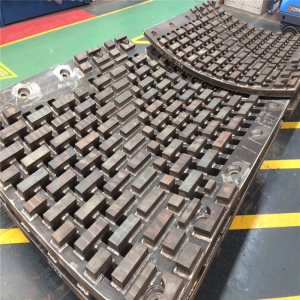 Футеровка высокого качества для мельниц, дробилок, питателей, бункеров, течек и т.д